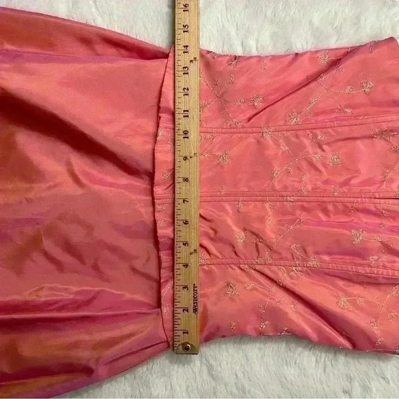 Jessica McClintock Gown Size 5 Embroidered Bodice Y2K Iridescent Pink Corset - Picture 7 of 8